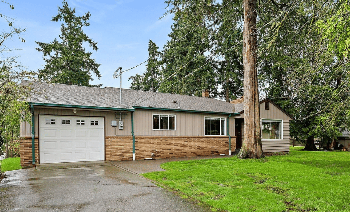 Puyallup WA neighborhood streetscape, growing rental market with affordable housing near Mount Rainier