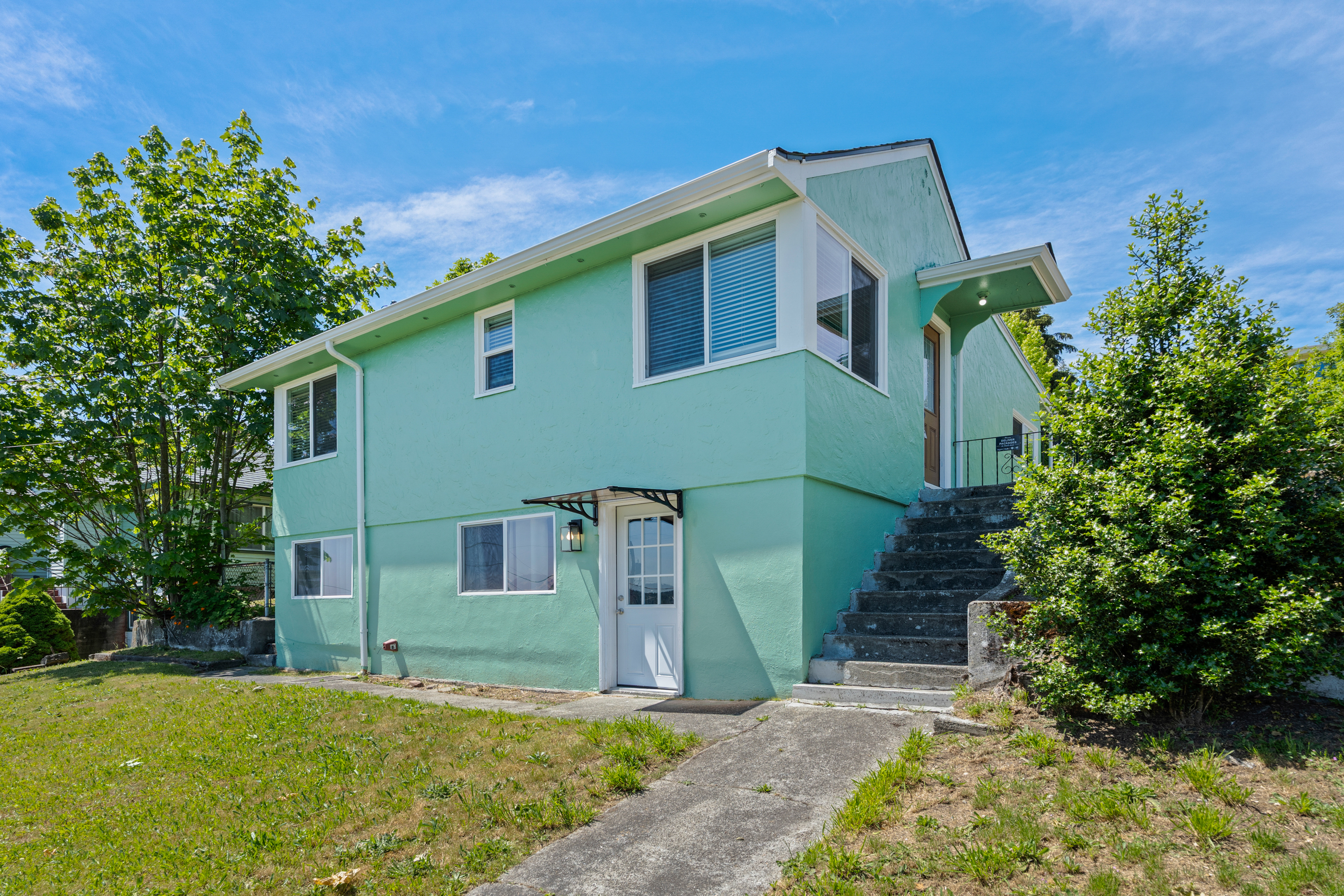 Sagareus managed rental duplex on S Cambrian Ave Bremerton WA, Kitsap Peninsula property management