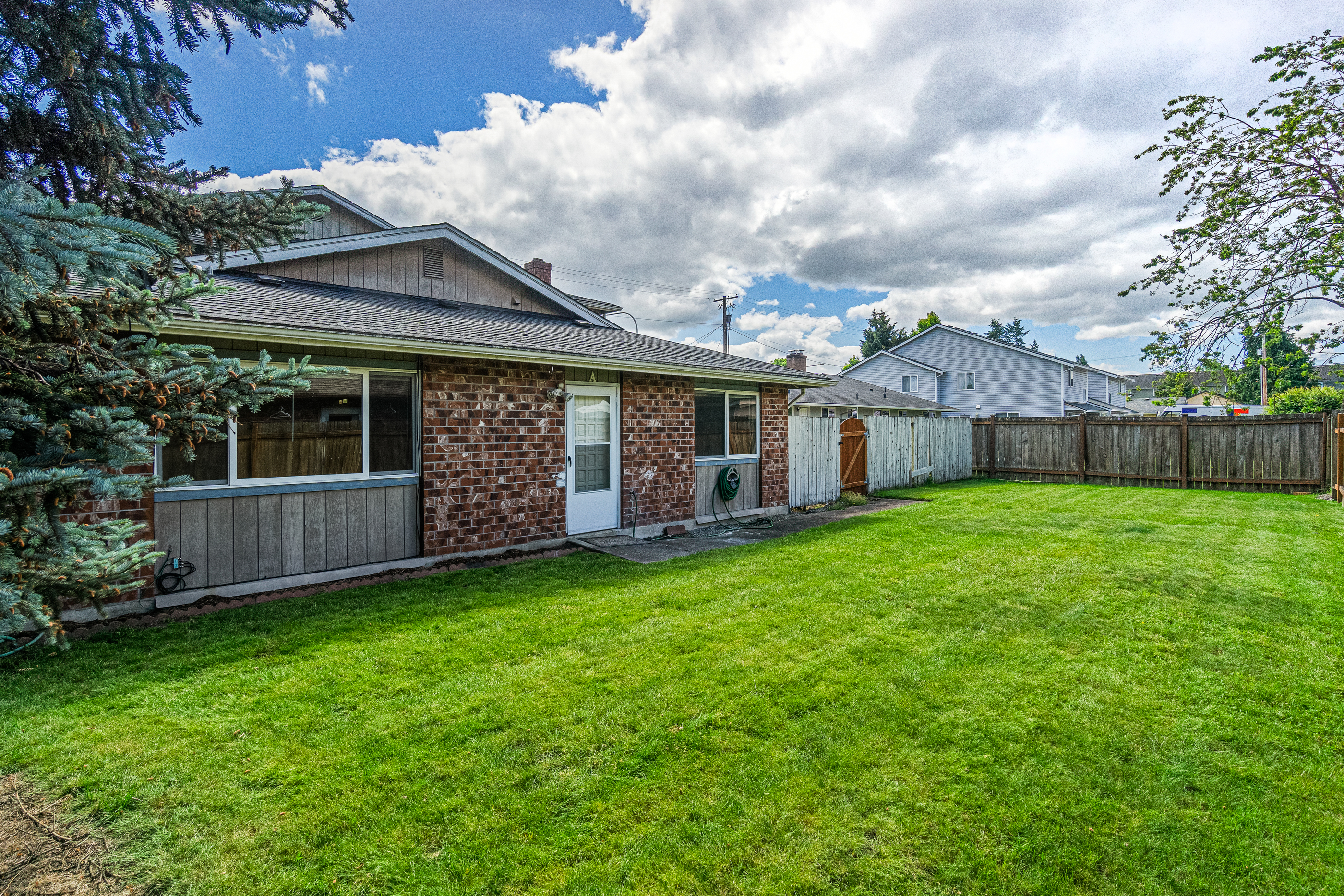 Auburn WA rental duplex managed by Sagareus Property Management, residential investment property