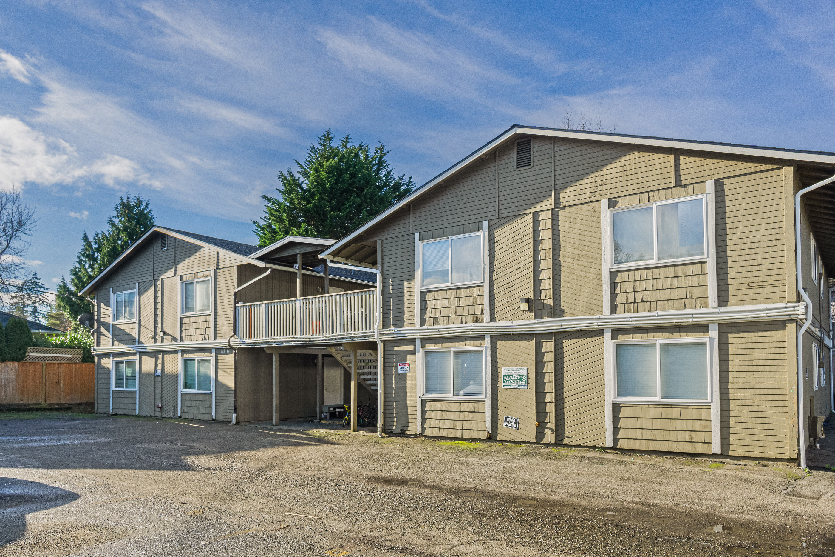 Mukilteo WA rental property on Mukilteo Speedway, managed by Sagareus Property Management in Snohomish County