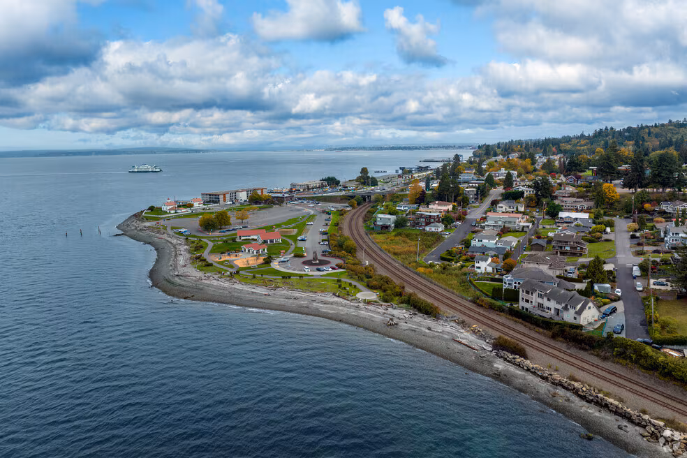 Mukilteo WA waterfront and Puget Sound views, residential community with rental properties managed by Sagareus